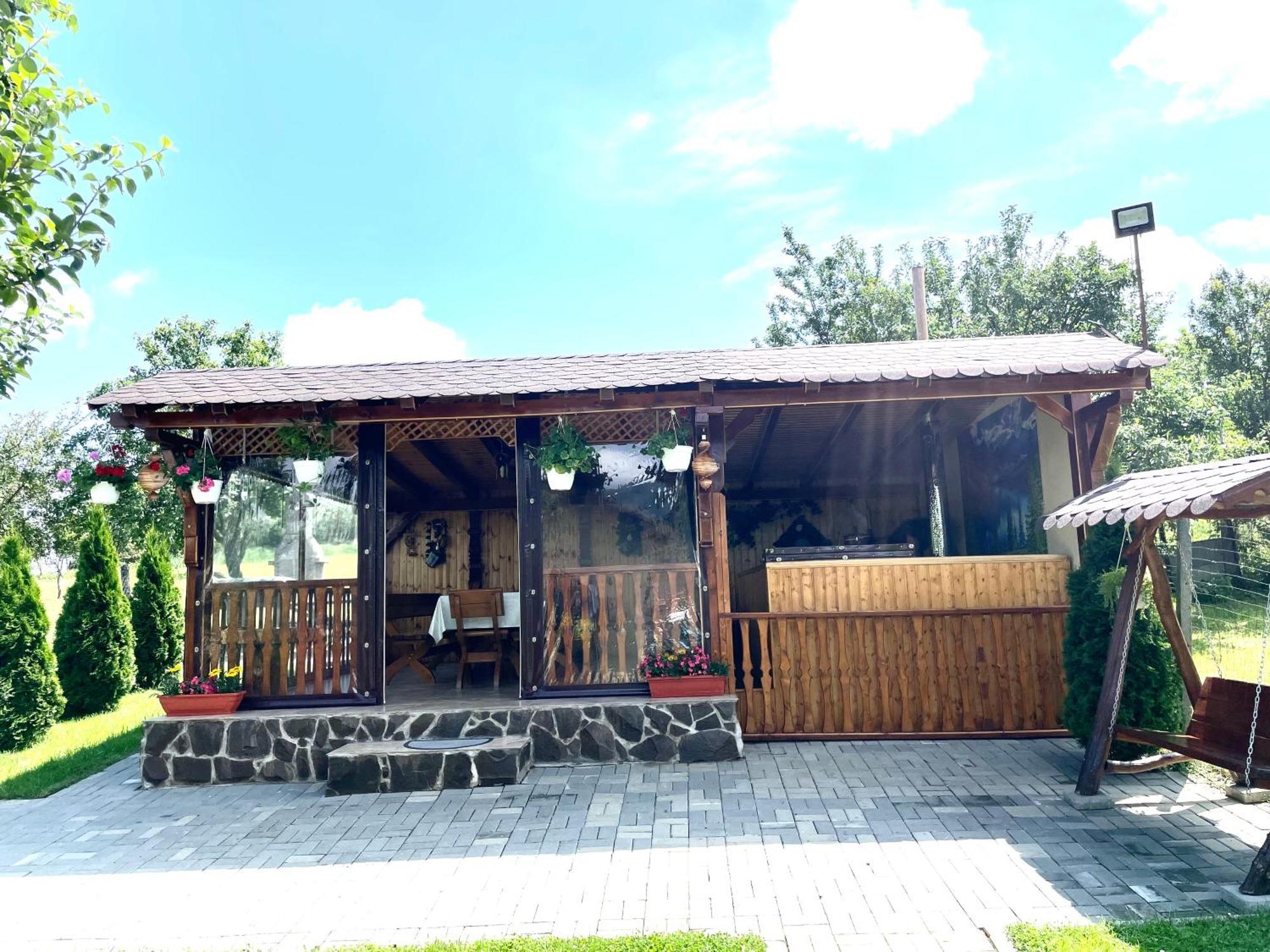 Casa De Vacanta Orlat Exteriör bild